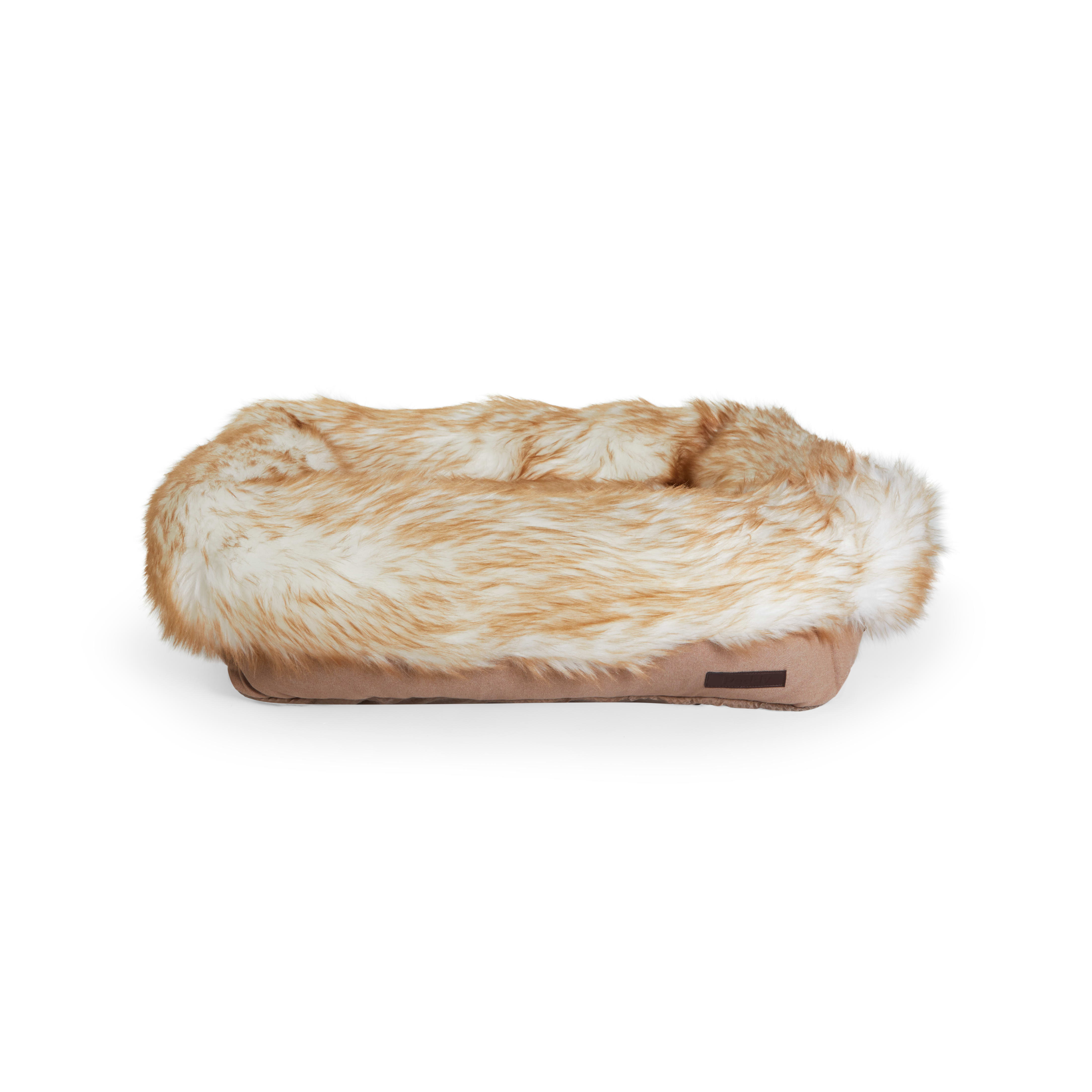 Reddy Brown FauxFur Box Dog Bed, 24" L X 18" W Petco