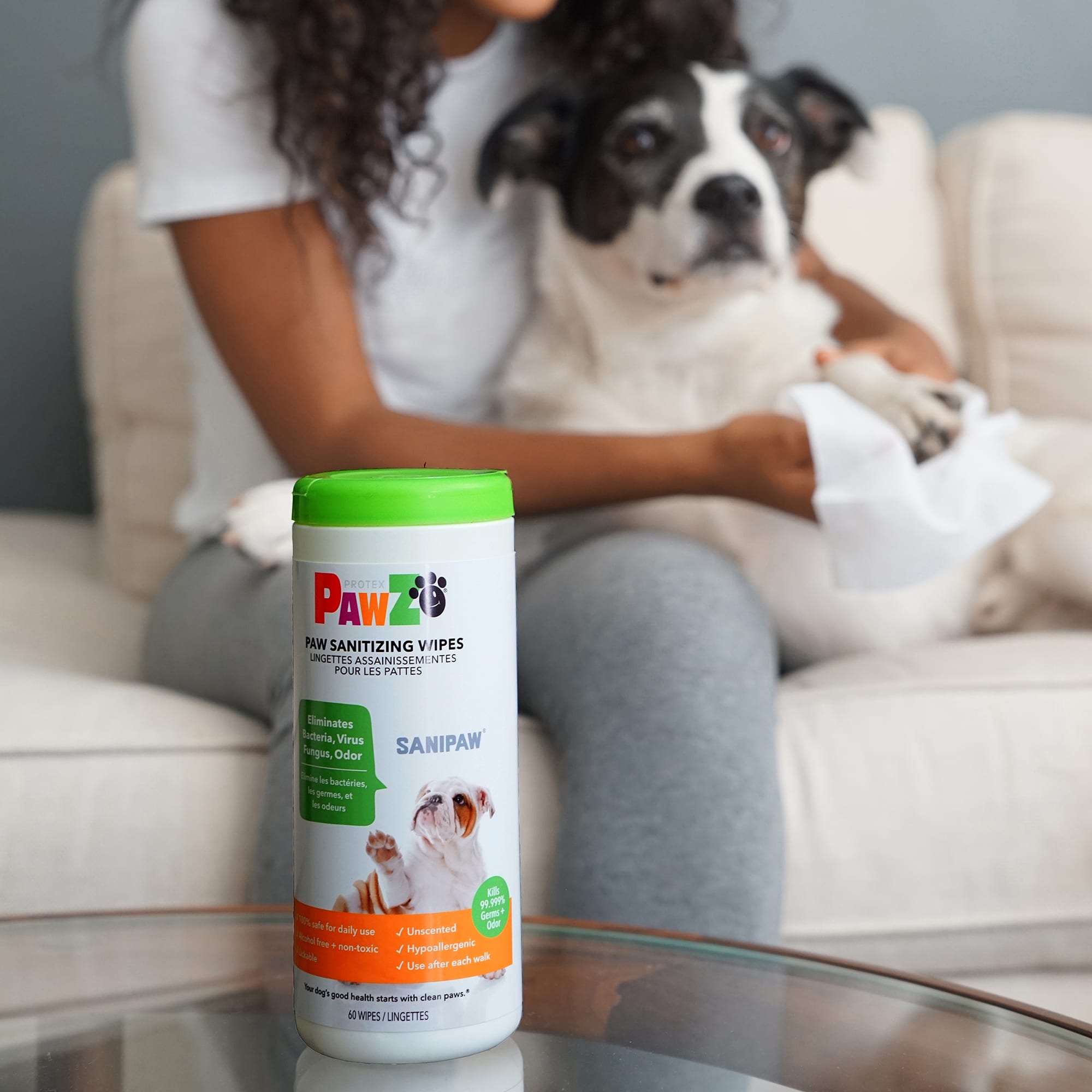 Dog paw sanitizing wipes