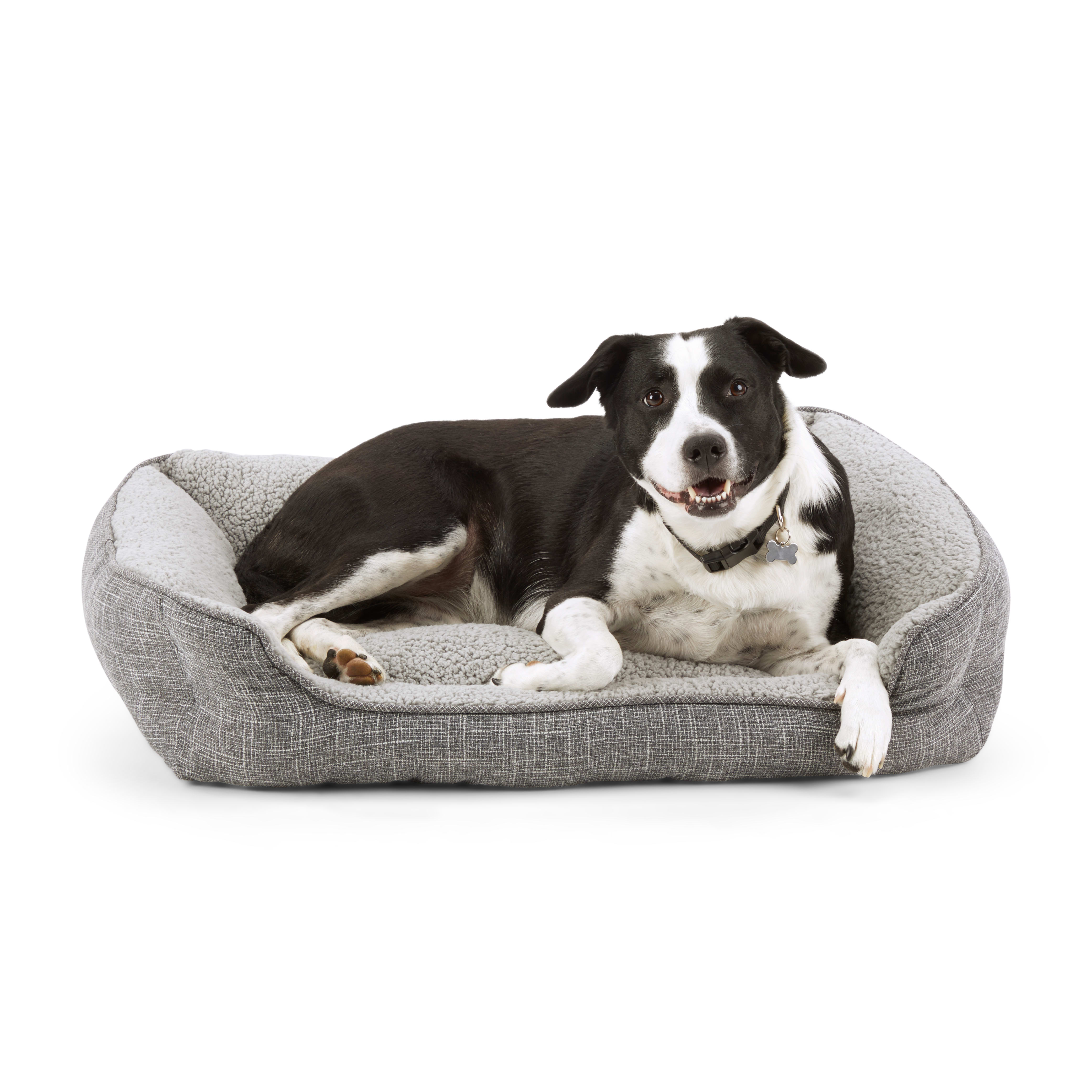 PetLyx ©  CozyNest: Donut Dog Bed