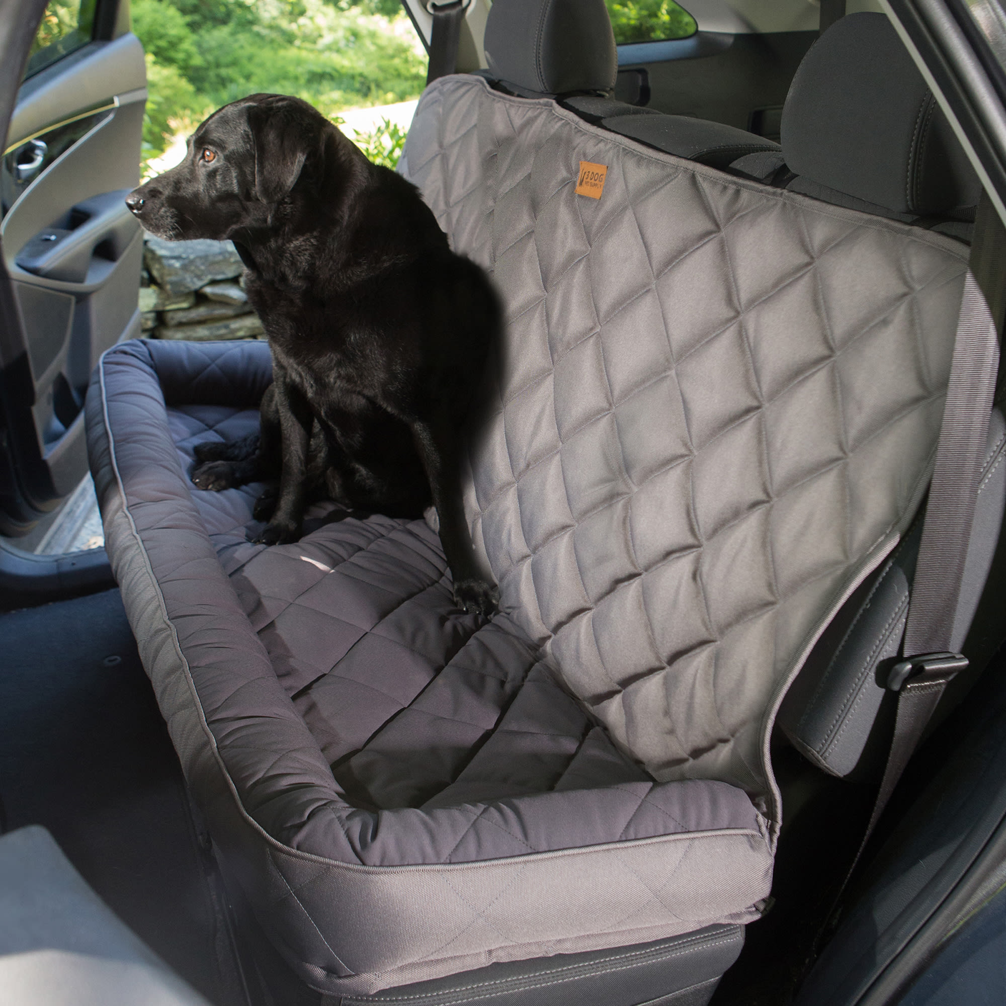 3 Dog Pet Supply SoftShell Seat Protector with Bolster for Dogs