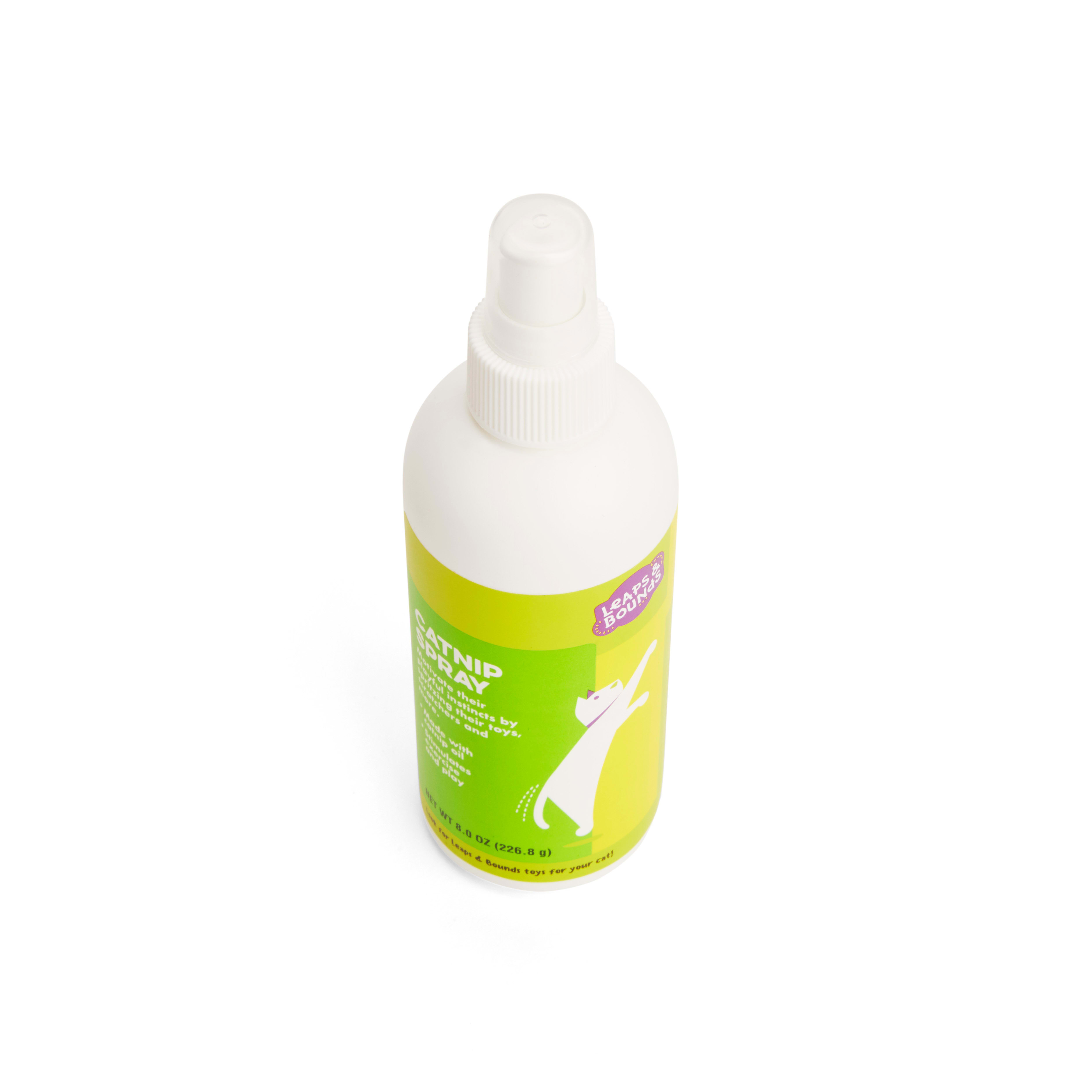 Gororong Premium Catnip Spray 4fl oz for Indoor, Outdoor Cats and Kitt
