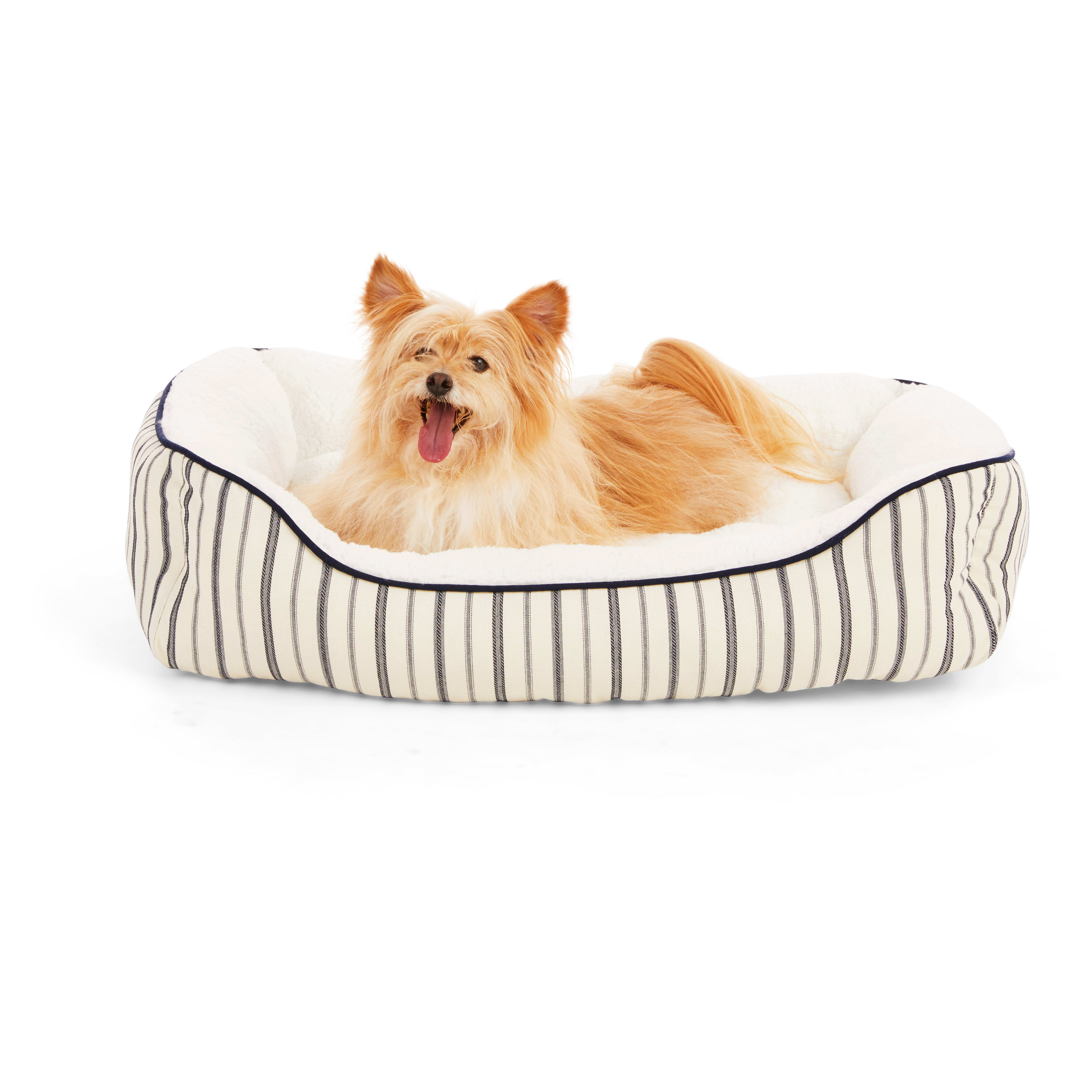 Striped dog outlet bed