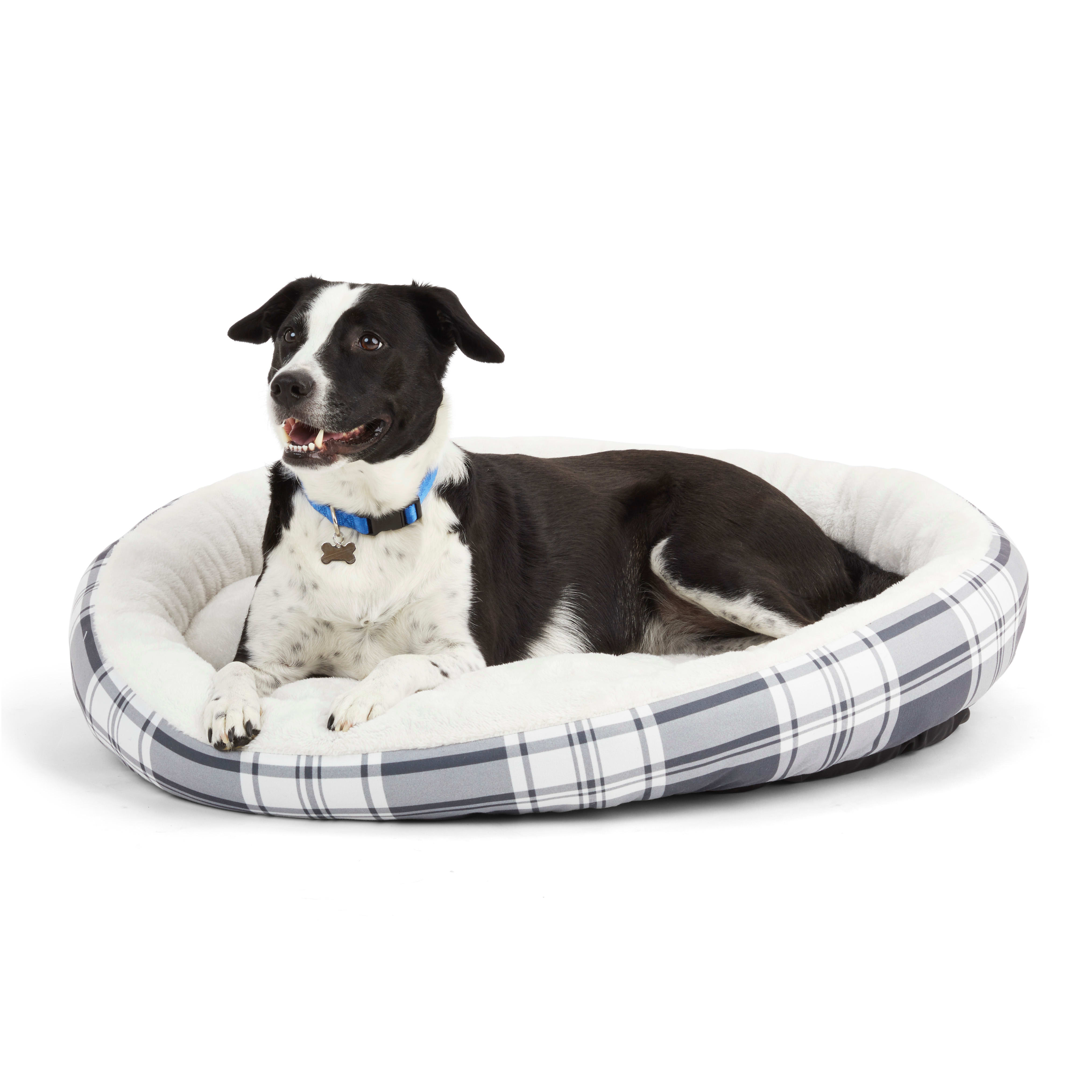 EveryYay Essentials Snooze Fest Black Plaid Cuddler Dog Bed, 34" D x 5