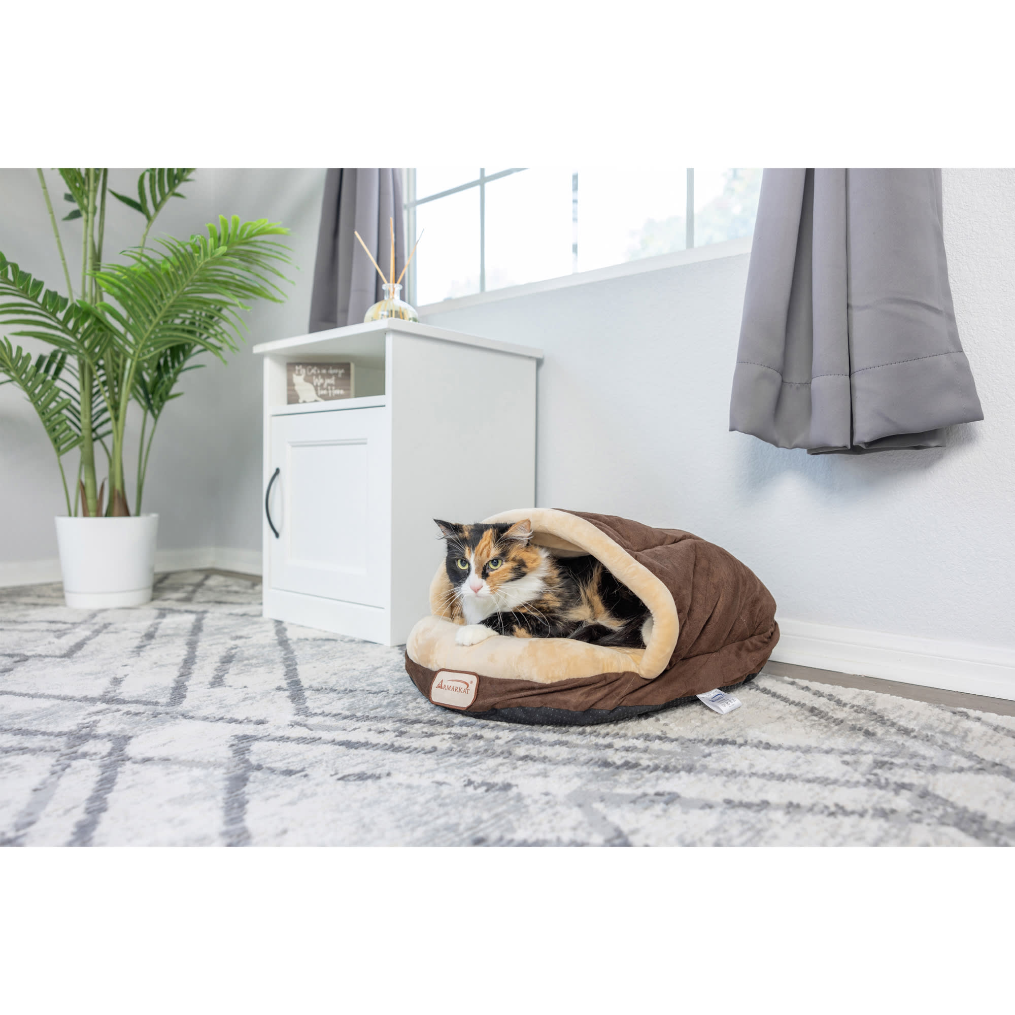 Armarkat burrow hot sale cat bed