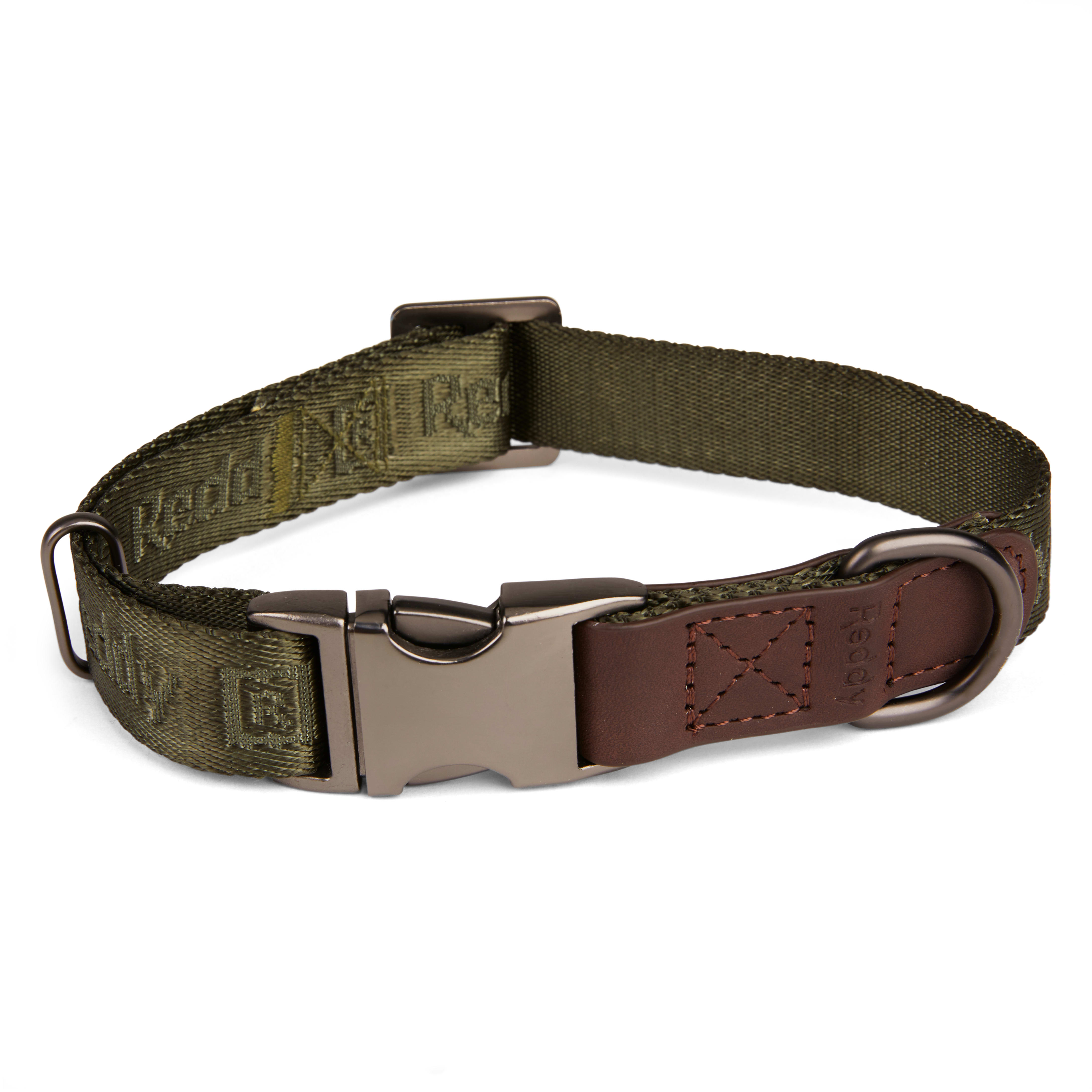 Extra-small pet collar in green and red fabric