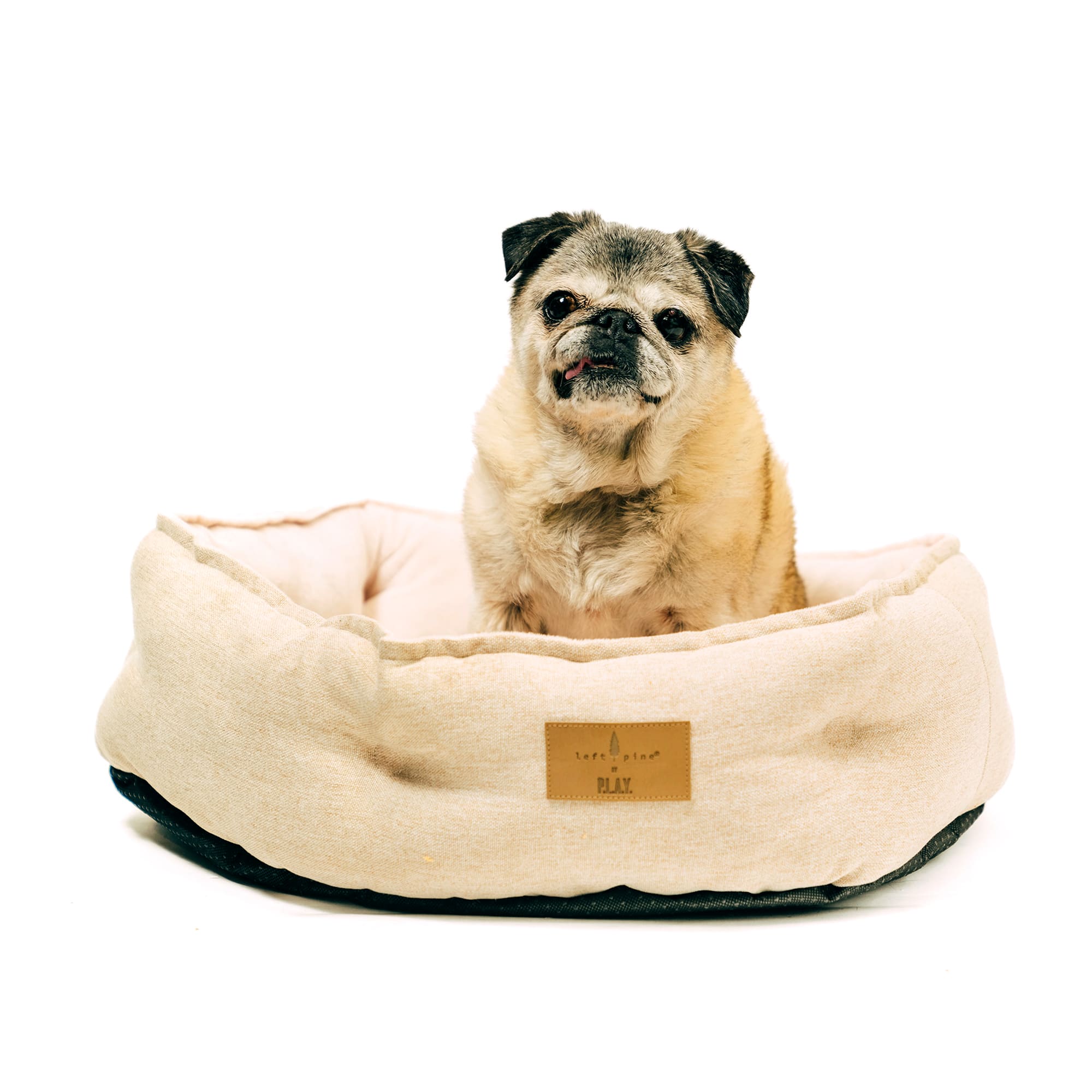 P.L.A.Y PET LIFESTYLE Tufted Cuddler Dog Bed 25.98 L X 16.14 W X 5.91 H Light Tan Petco