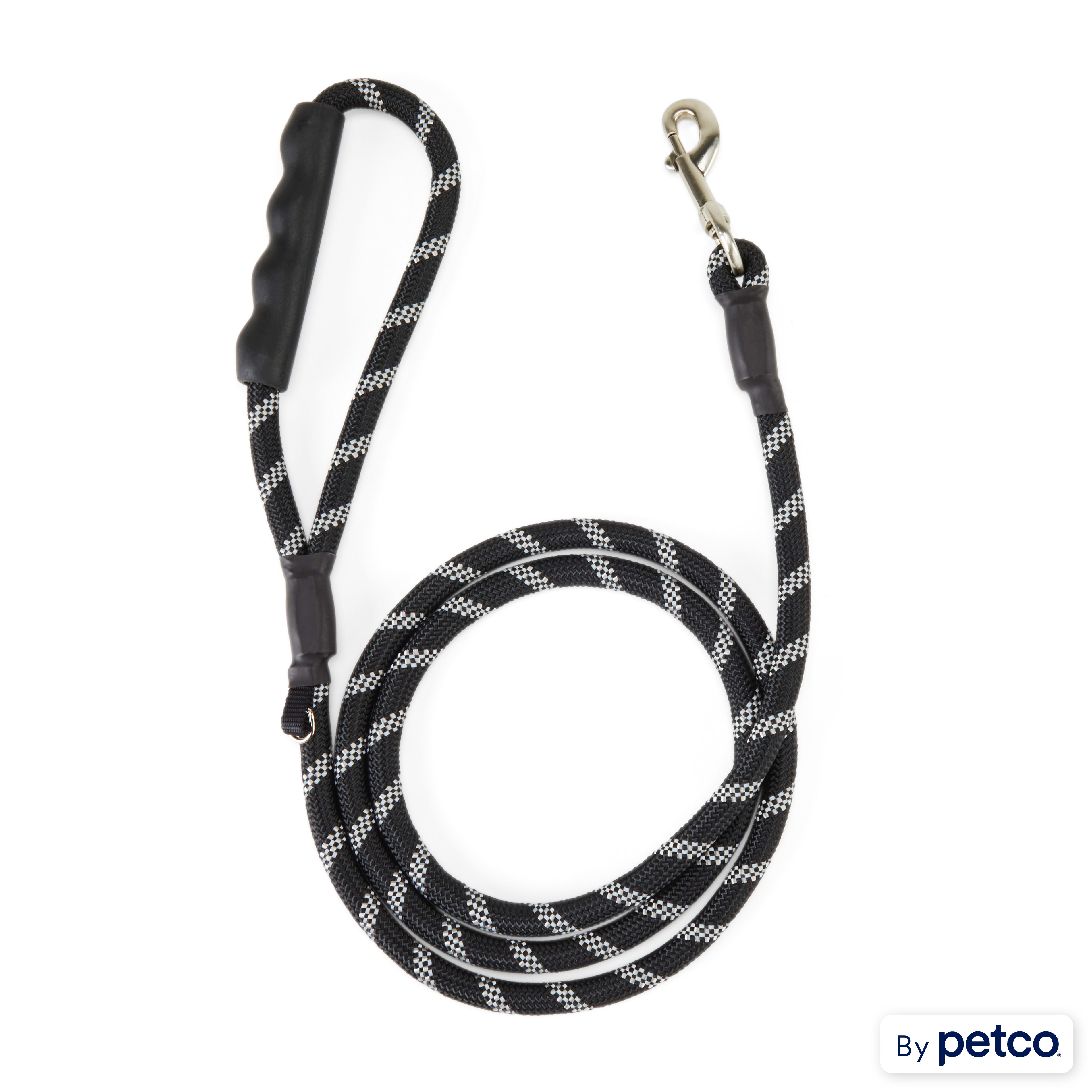 Hands free leash petco 2025