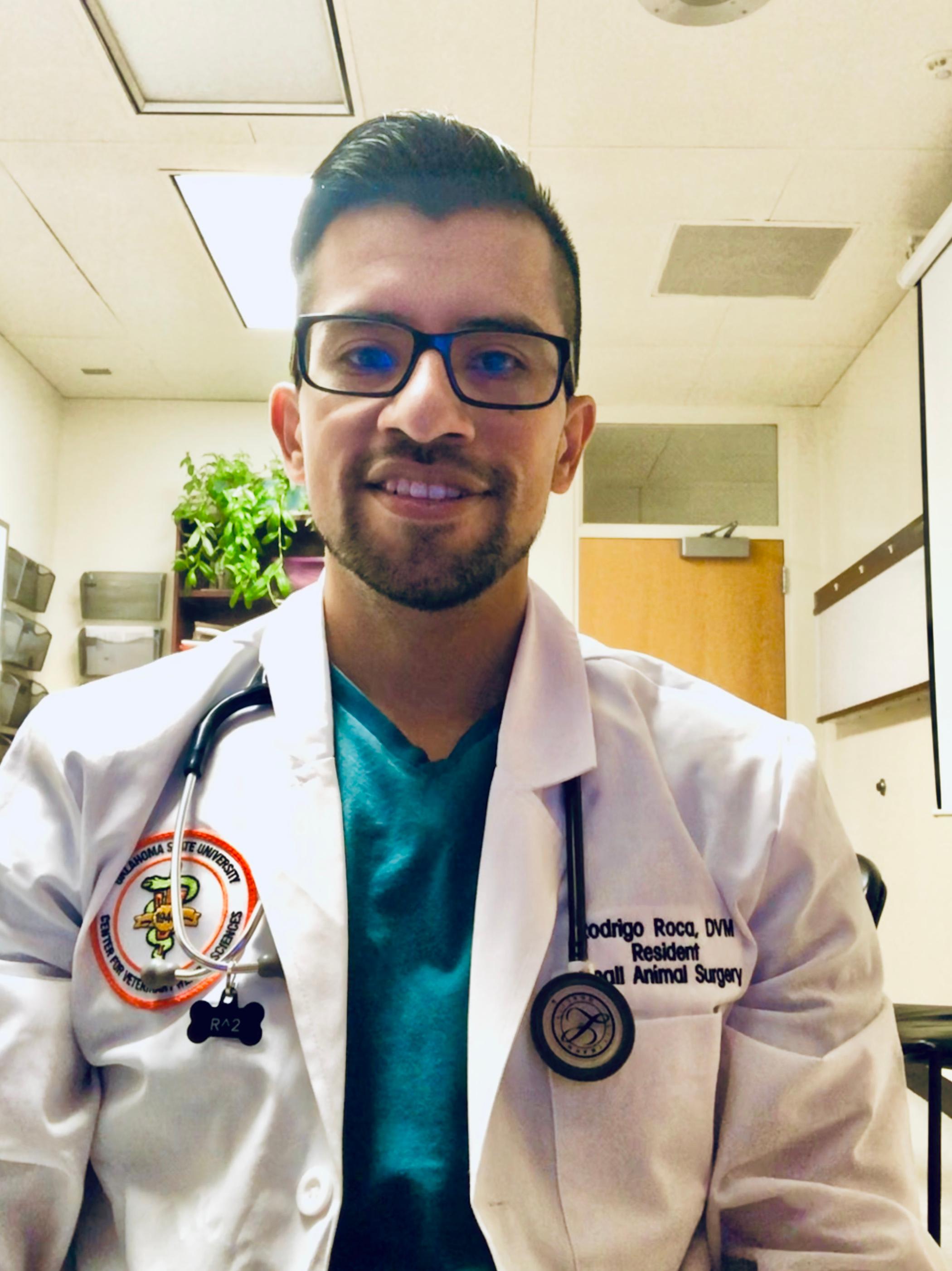 Rodrigo Roca, DVM